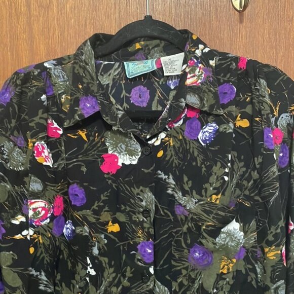 Vintage Ever Blue Floral Button Front Shirt - Picture 2 of 7